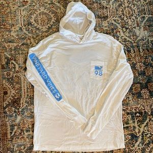 Vineyard Vines long sleeve hoodie sz small
